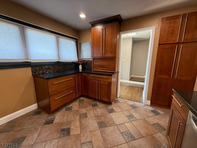 311 Tall Oak Ln, Hillsborough Twp., NJ 08844