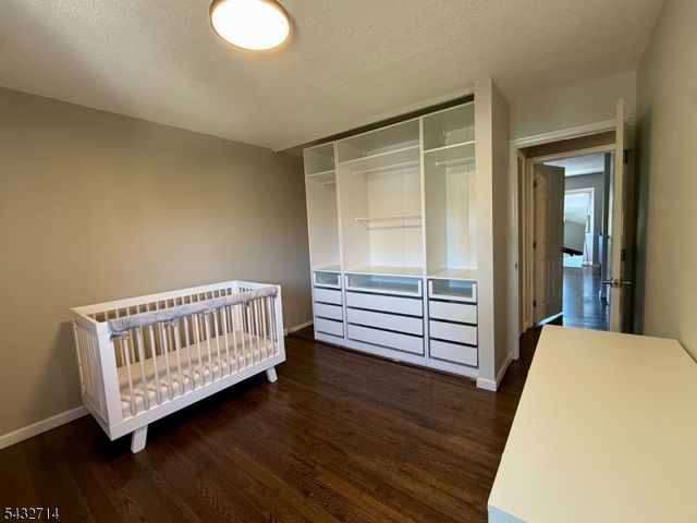 311 Tall Oak Ln, Hillsborough Twp., NJ 08844