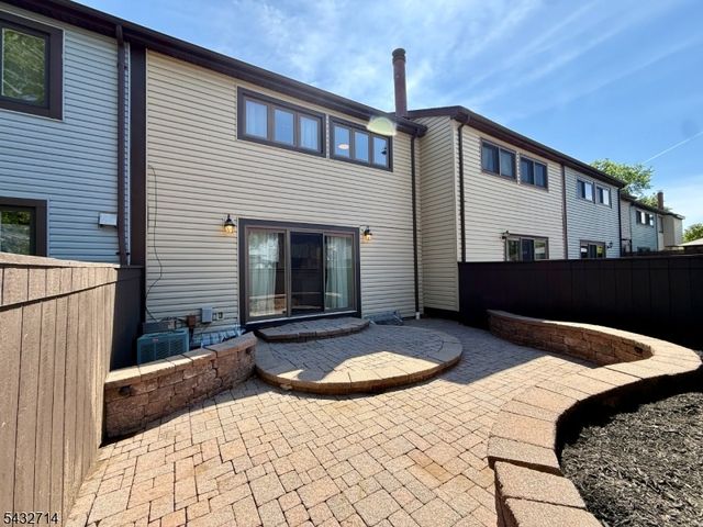311 Tall Oak Ln, Hillsborough Twp., NJ 08844