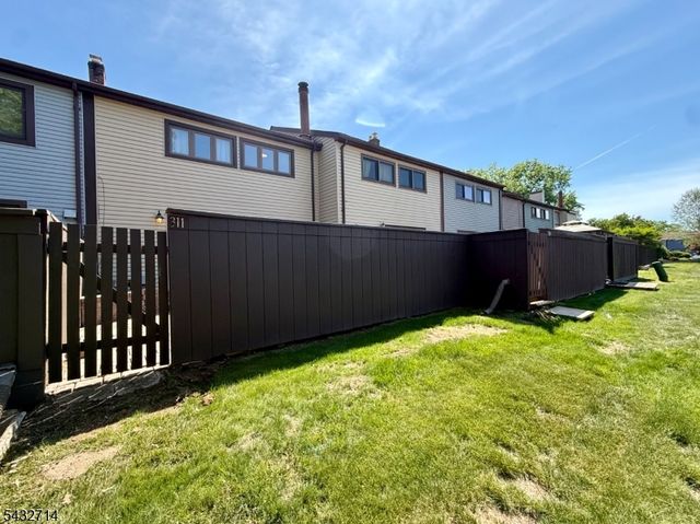 311 Tall Oak Ln, Hillsborough Twp., NJ 08844