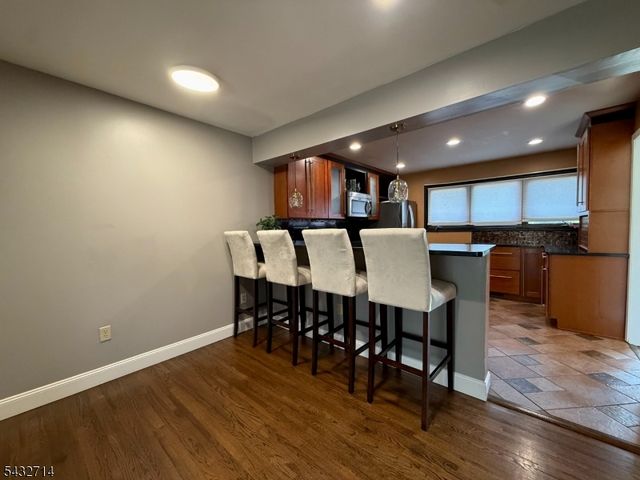 311 Tall Oak Ln, Hillsborough Twp., NJ 08844