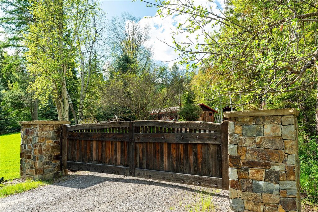 2130 Lion Mountain Road, Whitefish, MT 59937 photo 2