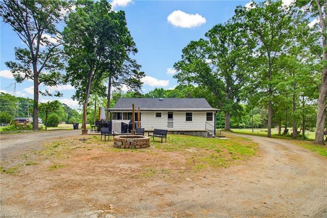 4251 Edgar Road, Sophia, NC 27350