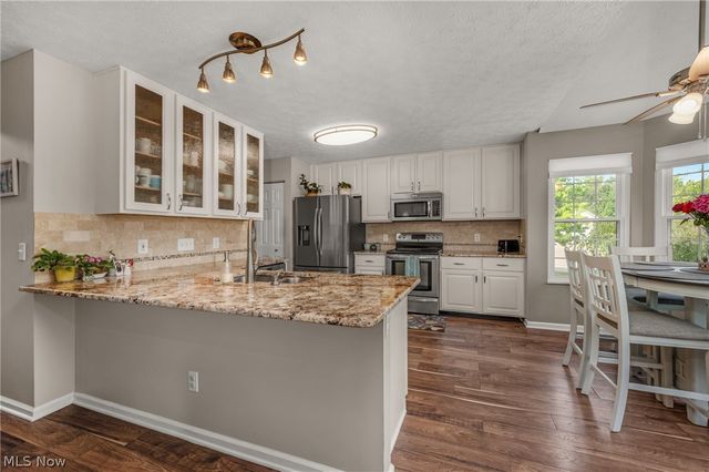 11952 Greyfriars Circle, North Royalton, OH 44133