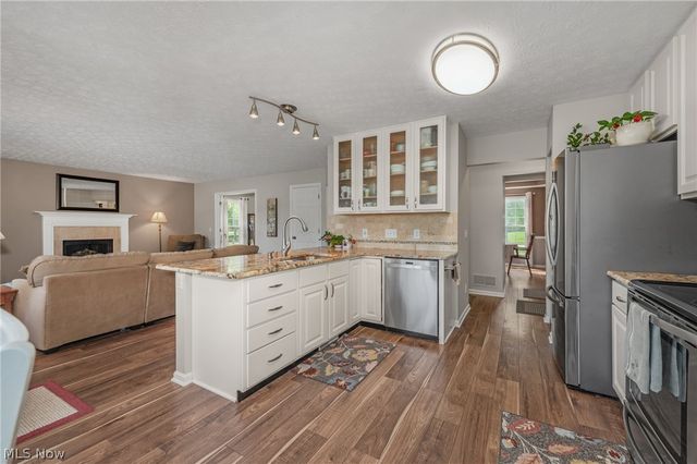 11952 Greyfriars Circle, North Royalton, OH 44133