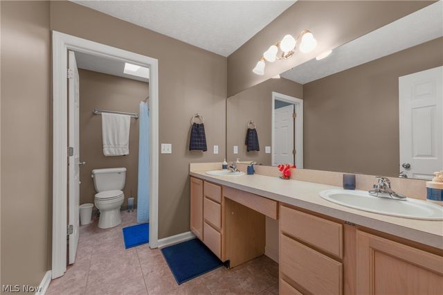 11952 Greyfriars Circle, North Royalton, OH 44133