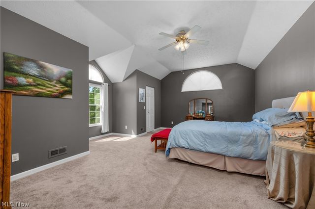 11952 Greyfriars Circle, North Royalton, OH 44133