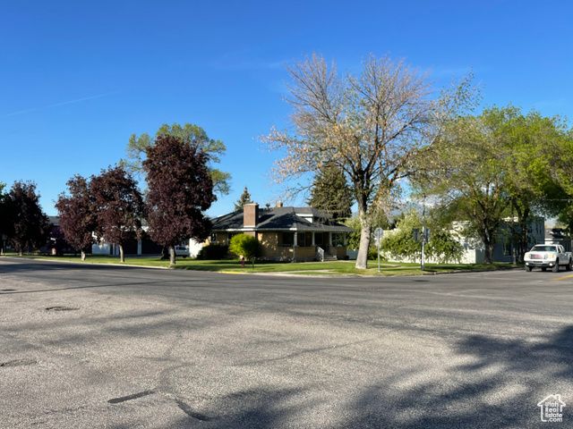 15 E MAIN, Wellsville, UT 84339