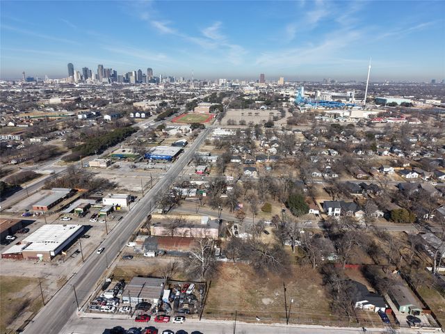 3515 Jamaica Street, Dallas, TX 75210