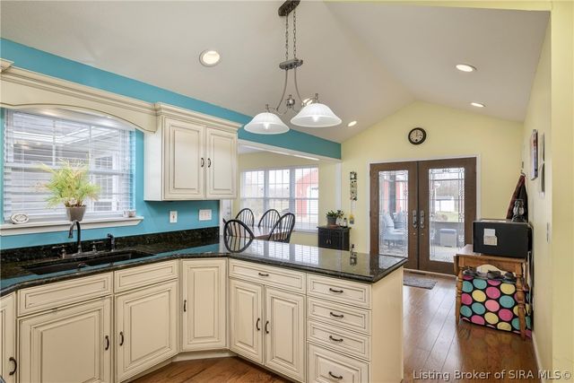 8408 Marion Martin Road, Charlestown, IN 47111