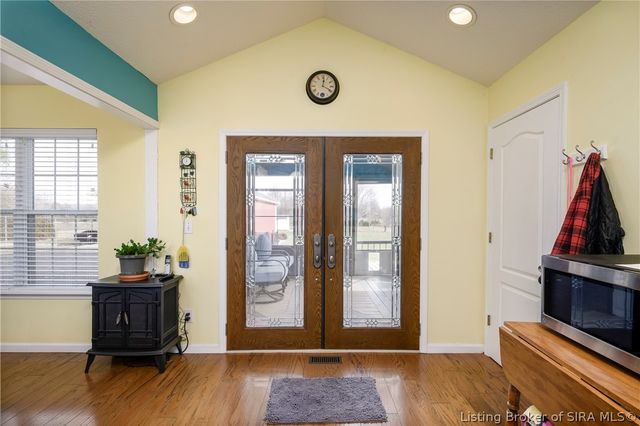 8408 Marion Martin Road, Charlestown, IN 47111