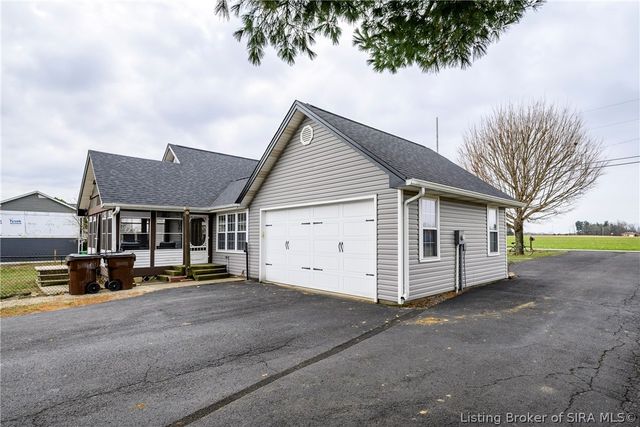 8408 Marion Martin Road, Charlestown, IN 47111