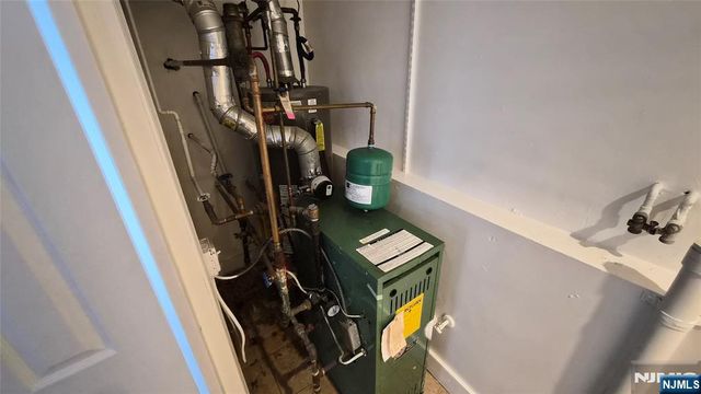 104 Wallington Avenue, Wallington, NJ 07057