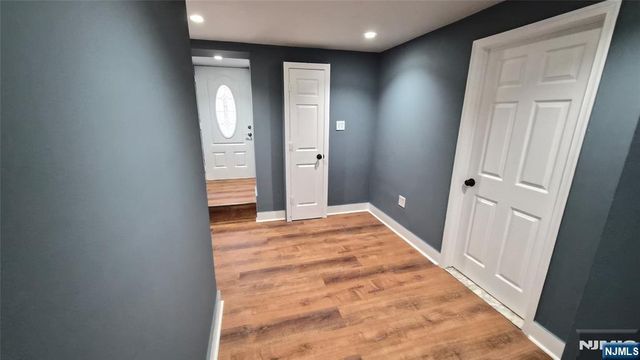 104 Wallington Avenue, Wallington, NJ 07057