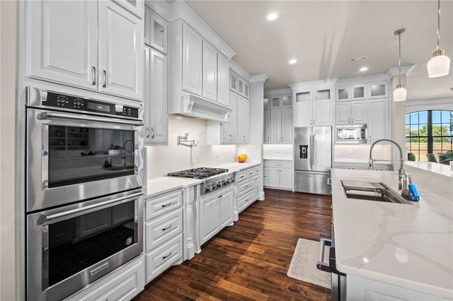 10794 SW Grand Summit Lane, Bentonville, AR 72713
