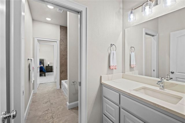 10794 SW Grand Summit Lane, Bentonville, AR 72713