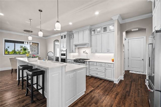 10794 SW Grand Summit Lane, Bentonville, AR 72713