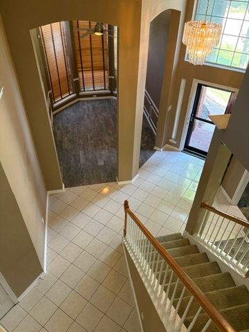 1826 Meadow Crest Drive, Grapevine, TX 76051