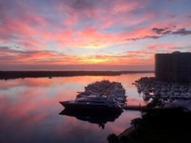 100 Lakeshore Drive 856, North Palm Beach, FL 33408