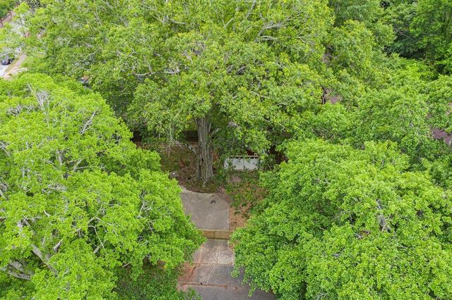 1755 Langston Avenue SW, Atlanta, GA 30310