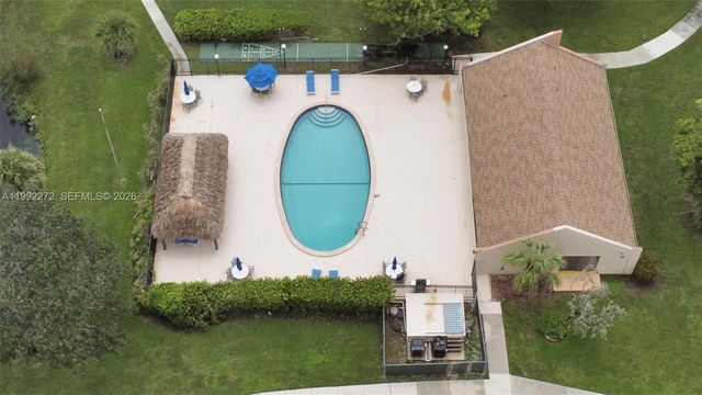 2651 E Sunrise Lakes Drive 104, Sunrise, FL 33322