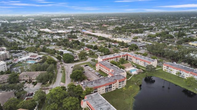 2651 E Sunrise Lakes Drive 104, Sunrise, FL 33322
