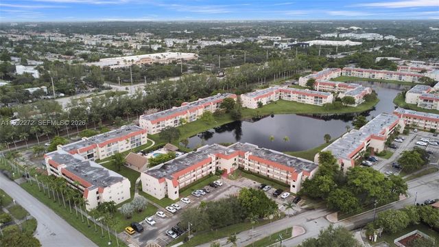 2651 E Sunrise Lakes Drive 104, Sunrise, FL 33322
