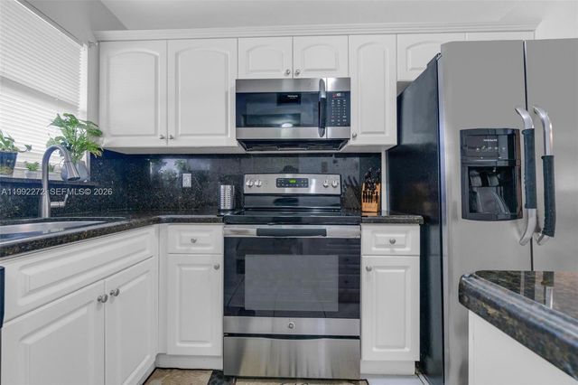 2651 E Sunrise Lakes Drive 104, Sunrise, FL 33322