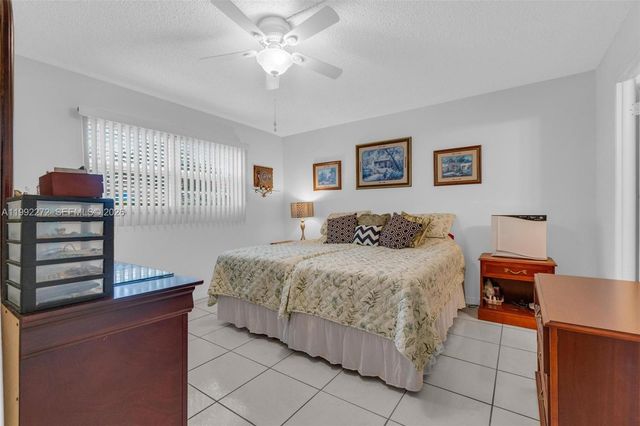 2651 E Sunrise Lakes Drive 104, Sunrise, FL 33322
