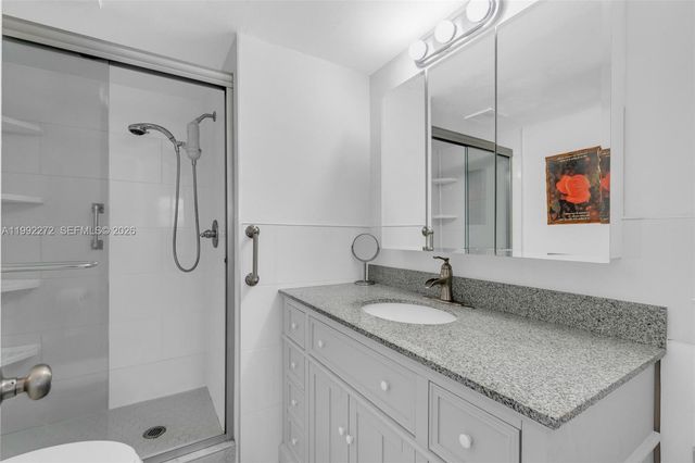 2651 E Sunrise Lakes Drive 104, Sunrise, FL 33322