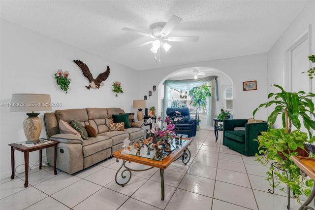 2651 E Sunrise Lakes Drive 104, Sunrise, FL 33322