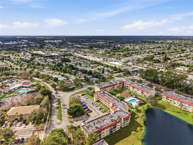 2651 E Sunrise Lakes Drive 104, Sunrise, FL 33322