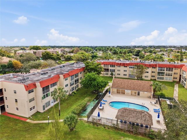 2651 E Sunrise Lakes Drive 104, Sunrise, FL 33322
