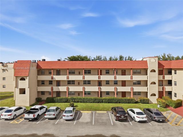 2651 E Sunrise Lakes Drive 104, Sunrise, FL 33322