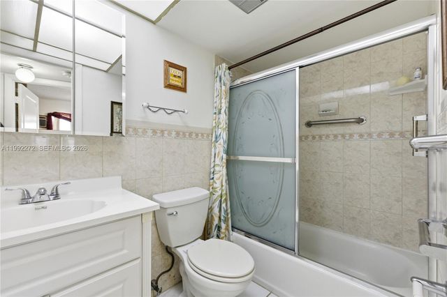 2651 E Sunrise Lakes Drive 104, Sunrise, FL 33322