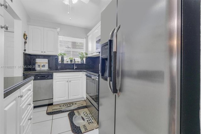2651 E Sunrise Lakes Drive 104, Sunrise, FL 33322