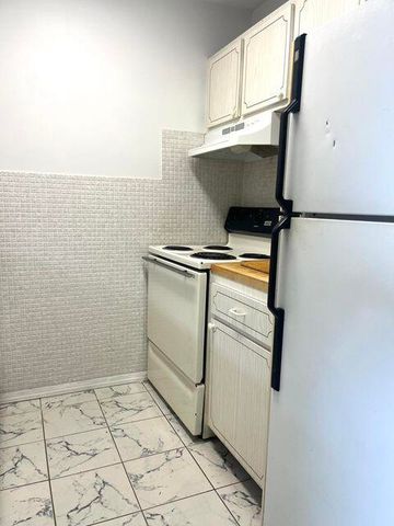 216 N Federal Highway 6, Lake Worth Beach, FL 33460