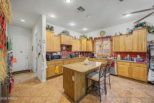 6398 W Admiral Way, Florence, AZ 85132