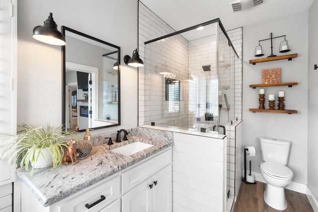140 Shin Oak LN, Liberty Hill, TX 78642