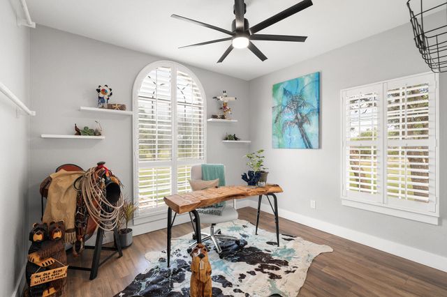 140 Shin Oak LN, Liberty Hill, TX 78642