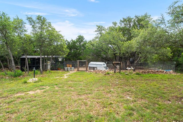 140 Shin Oak LN, Liberty Hill, TX 78642