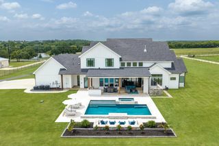 10652 Fincher Road, Argyle, TX 76226