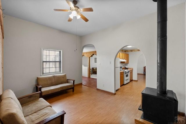 537 S Chimazo Dr, Pueblo West, CO 81007
