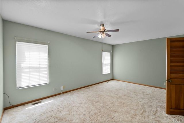 537 S Chimazo Dr, Pueblo West, CO 81007