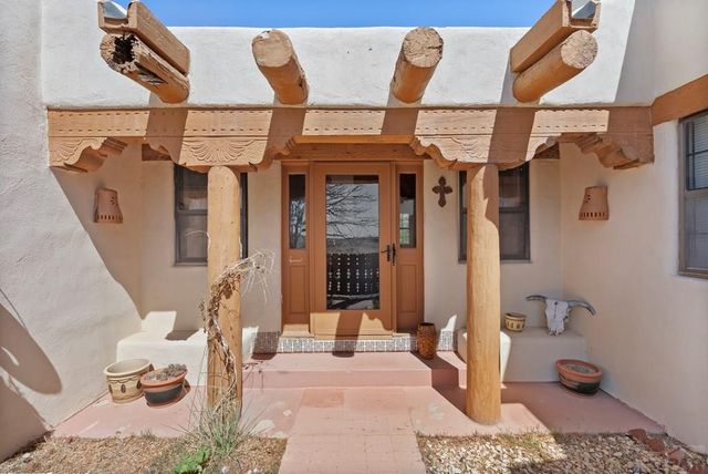 537 S Chimazo Dr, Pueblo West, CO 81007