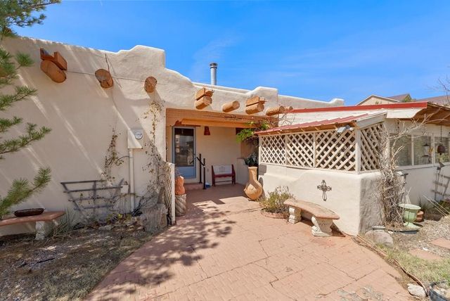 537 S Chimazo Dr, Pueblo West, CO 81007