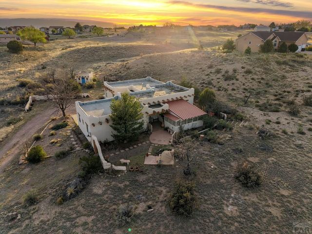 537 S Chimazo Dr, Pueblo West, CO 81007