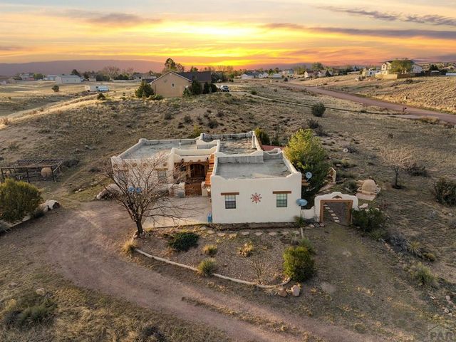 537 S Chimazo Dr, Pueblo West, CO 81007
