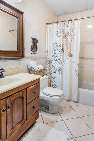 6859 Yuma Drive, Chanhassen, MN 55317