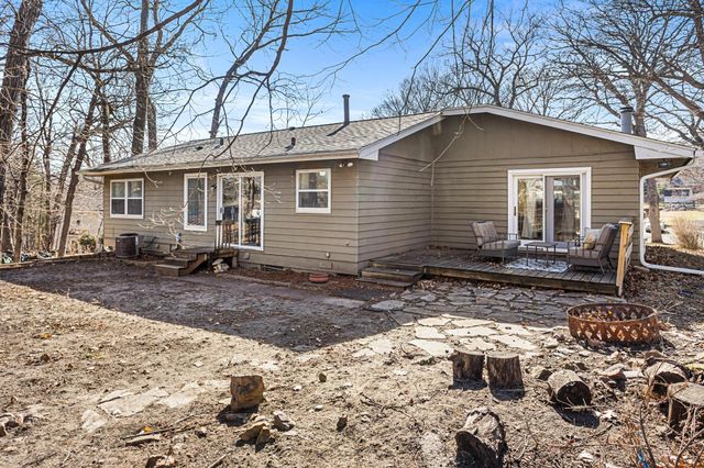 6859 Yuma Drive, Chanhassen, MN 55317